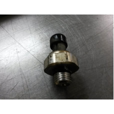 92W025 Engine Oil Pressure Sensor For 08-09 Saturn Vue  3.5